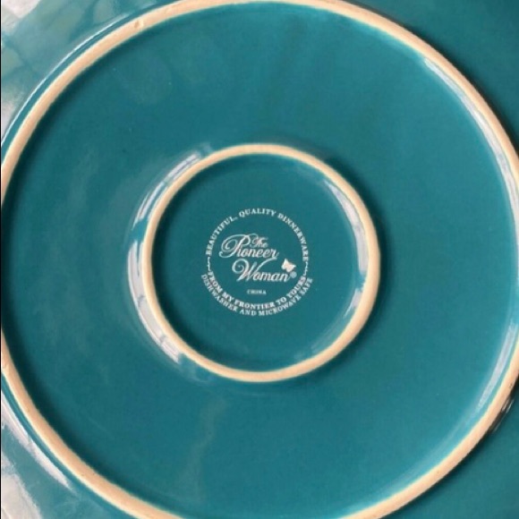 The Pioneer Woman Farmhouse Lace Ocean Teal Dinner Plate - Picture 3 of 3